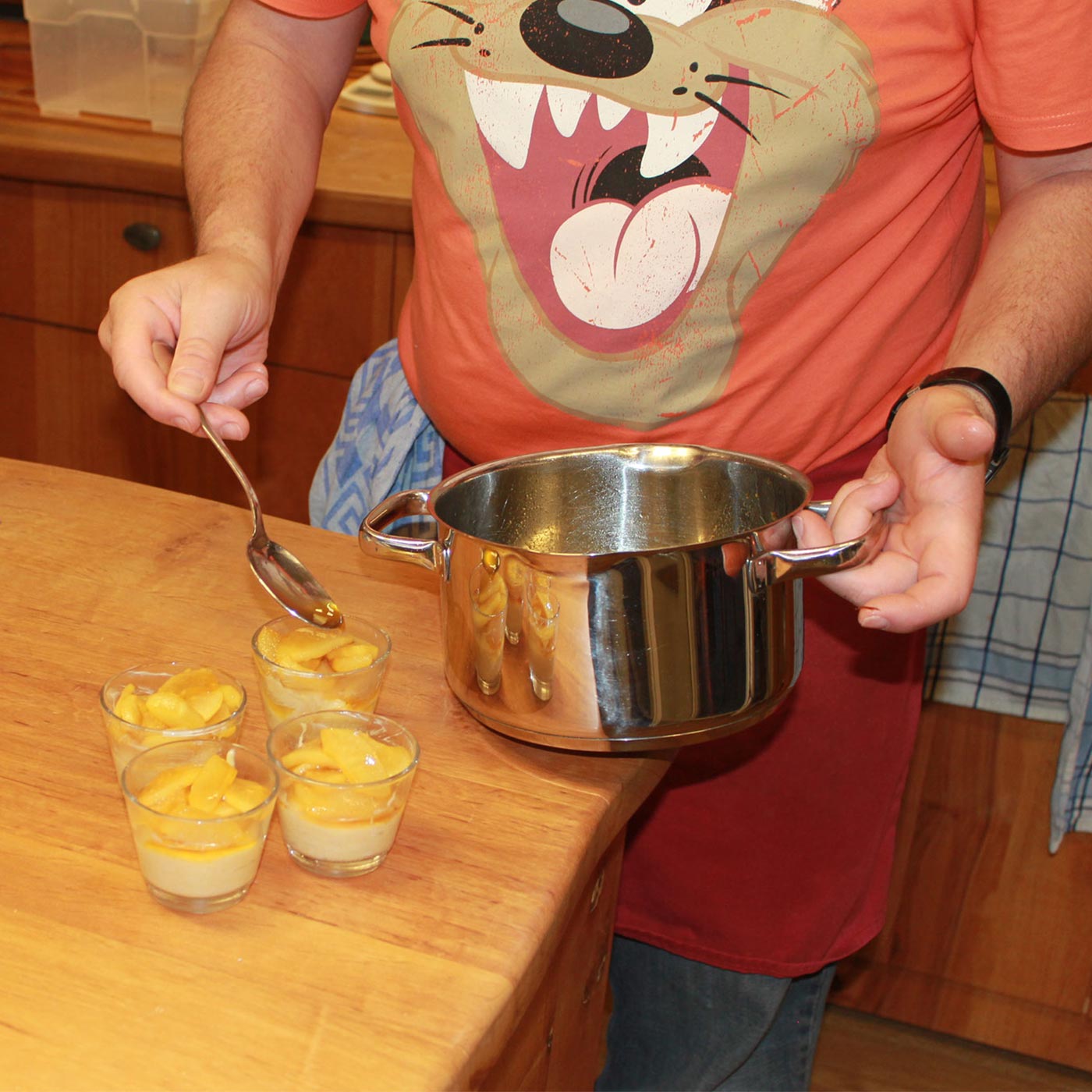 Kochen in der Vollholzküche