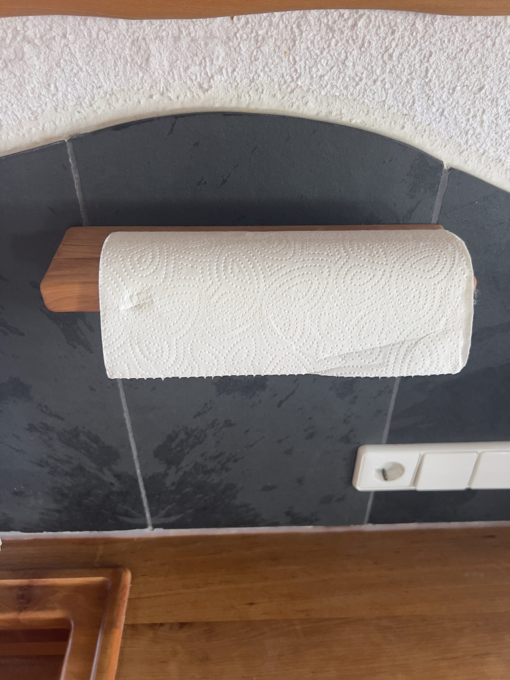 Küchenrollenhalter