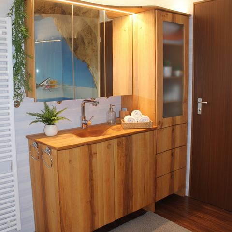 BADEZIMMERSCHRANK EG