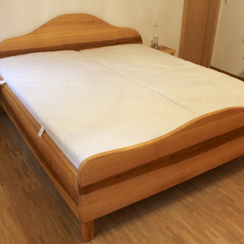 BETT RI