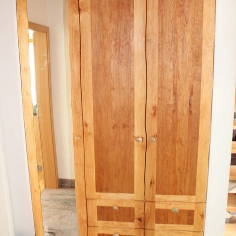 FLURSCHRANK GL