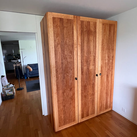 KLEIDERSCHRANK SZ