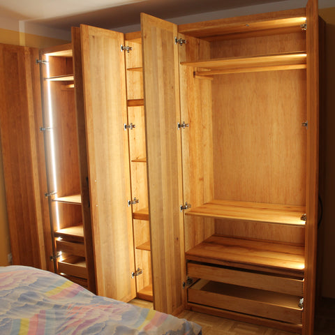 SCHLAFZIMMERSCHRANK MB2