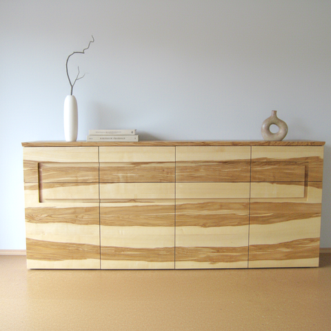 SIDEBOARD ESCHE MIT KERN