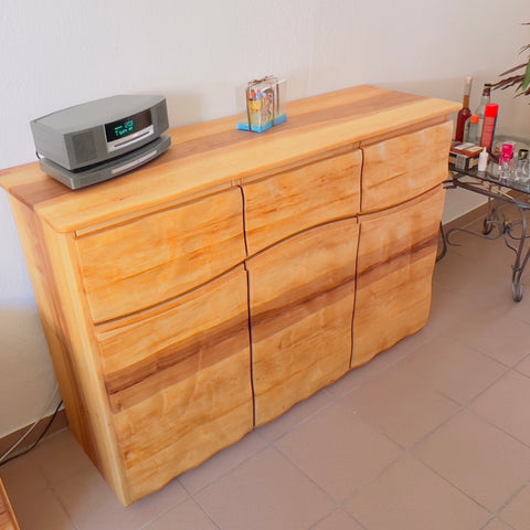 SIDEBOARD STI