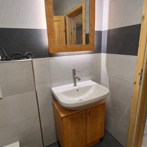 WASCHBECKEN UNTERSCHRANK MIT SPIEGEL M